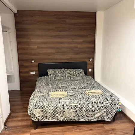 Apartment Eksporta 1 *